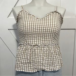 Ruffle Hem Cropped Gingham Plaid Top